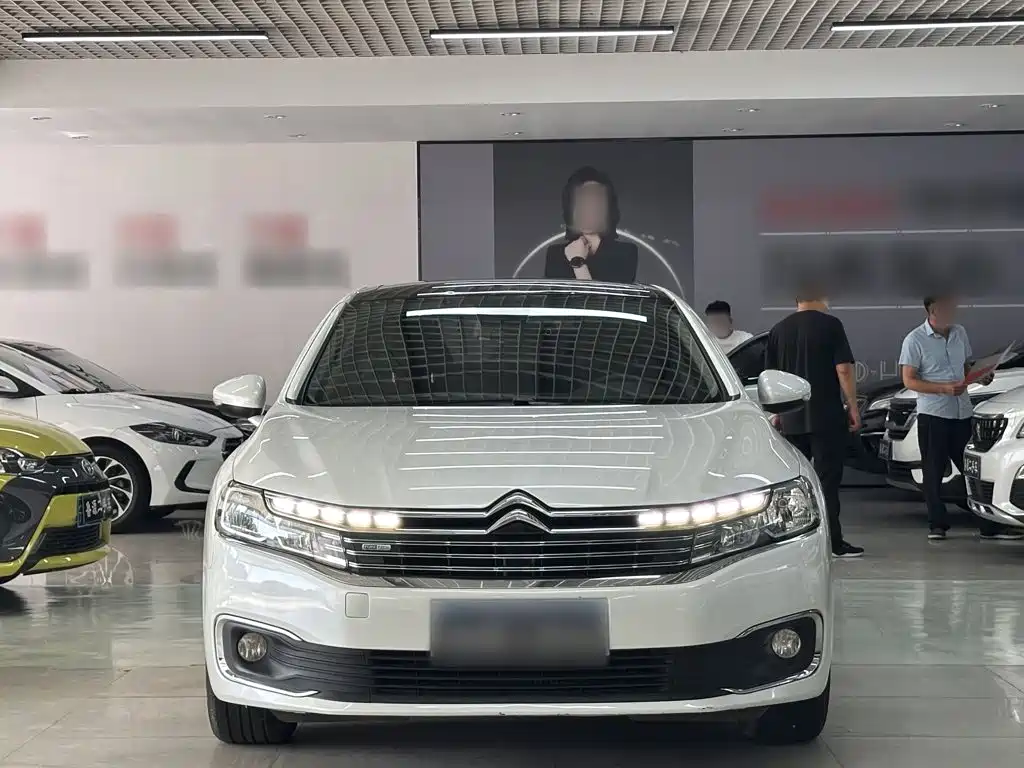 Citroen C6 — миниатюра 23