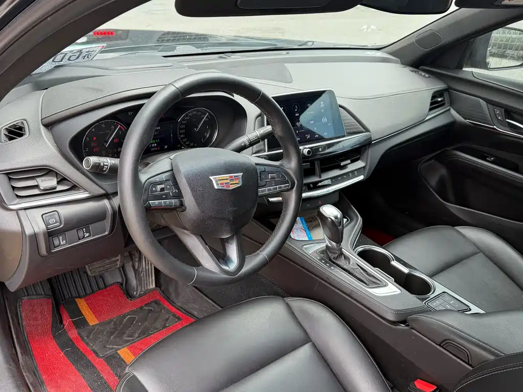 Cadillac CT4 2022 28T
