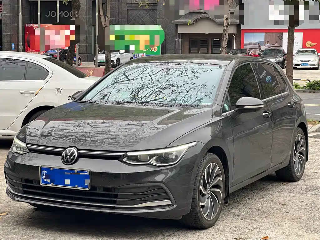 Купить Volkswagen Golf