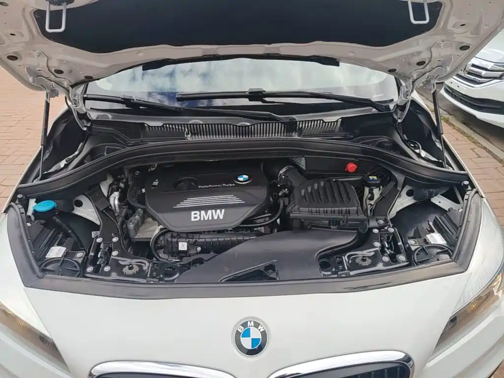 BMW 2 Series Active Tourer — миниатюра 20