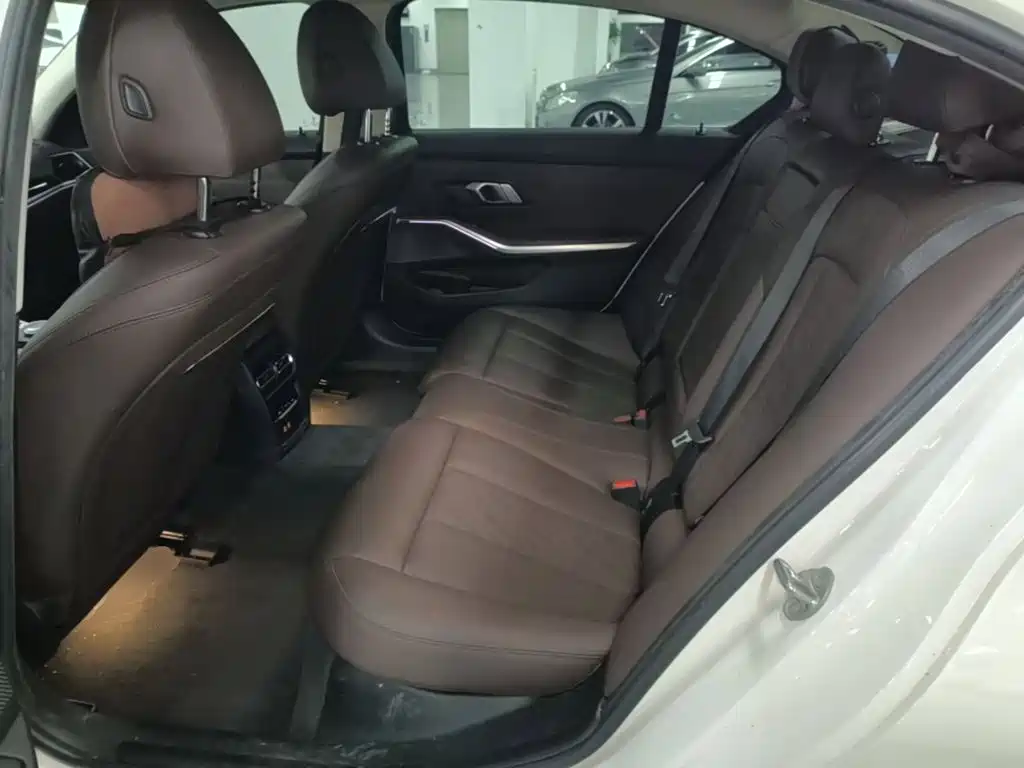 BMW i3 — миниатюра 17