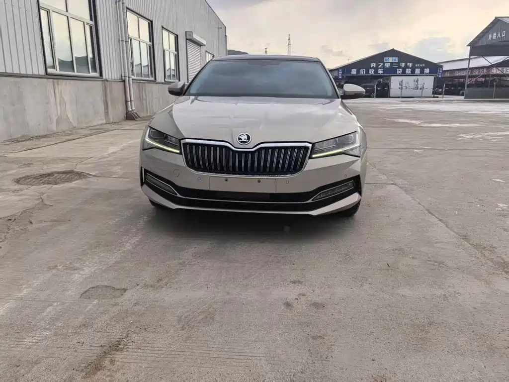 Skoda Superb 2023 TSI280 DSG Premium