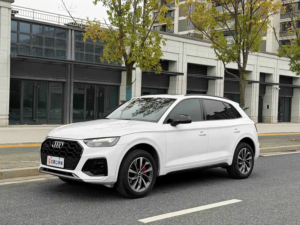 Audi Q5L 2024
