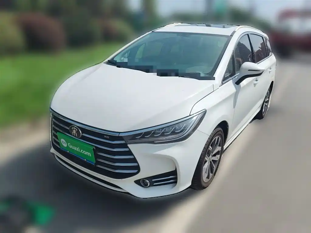 BYD SONG MAX
