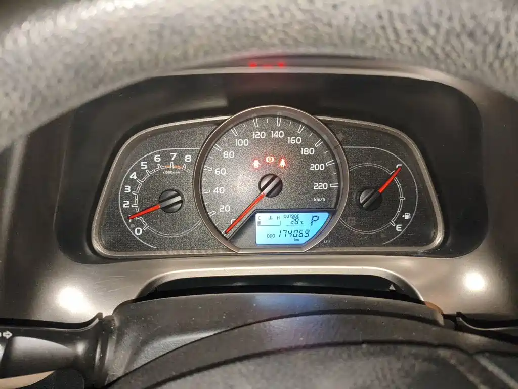 Toyota RAV4 — миниатюра 13