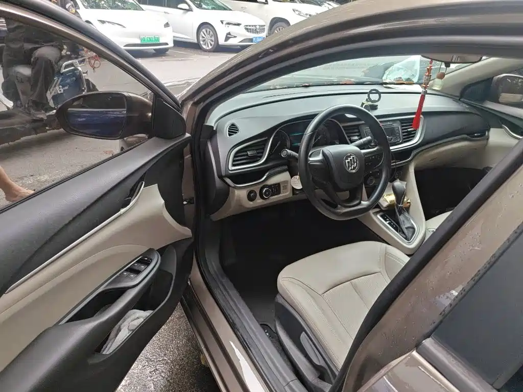 Buick Excelle — миниатюра 17