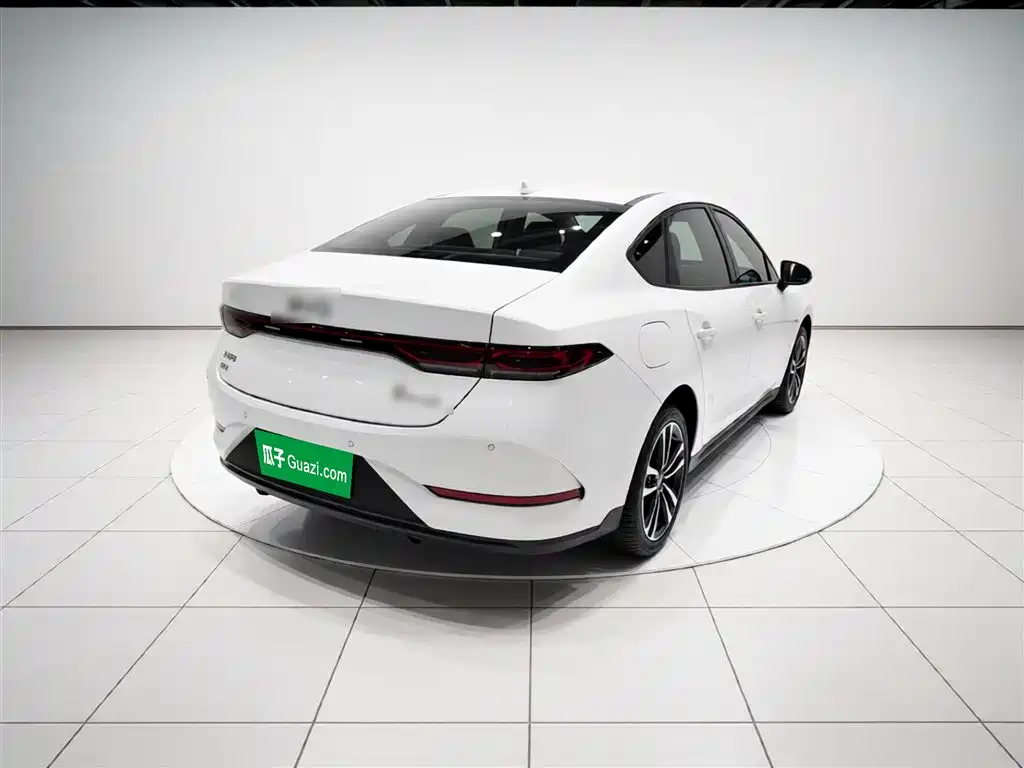BYD Qin Plus PLUS 2025 DM-i Smart Drive 128KM