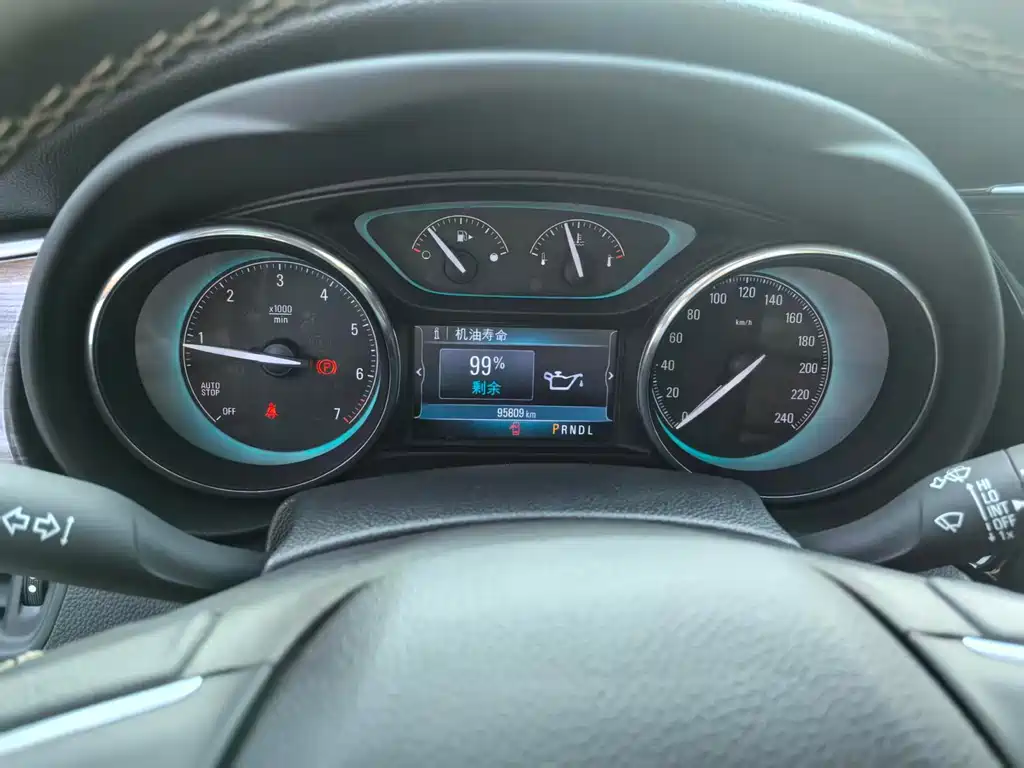 Buick Envision Plus — миниатюра 12