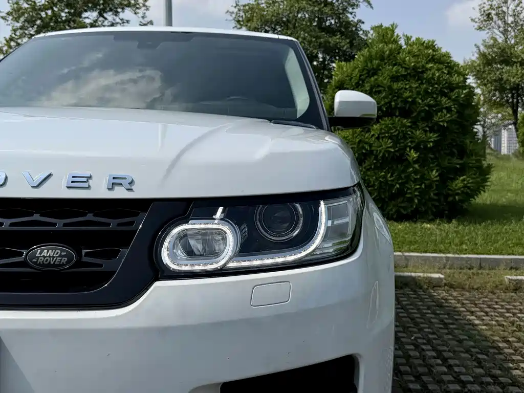 Land Rover Sport — миниатюра 4