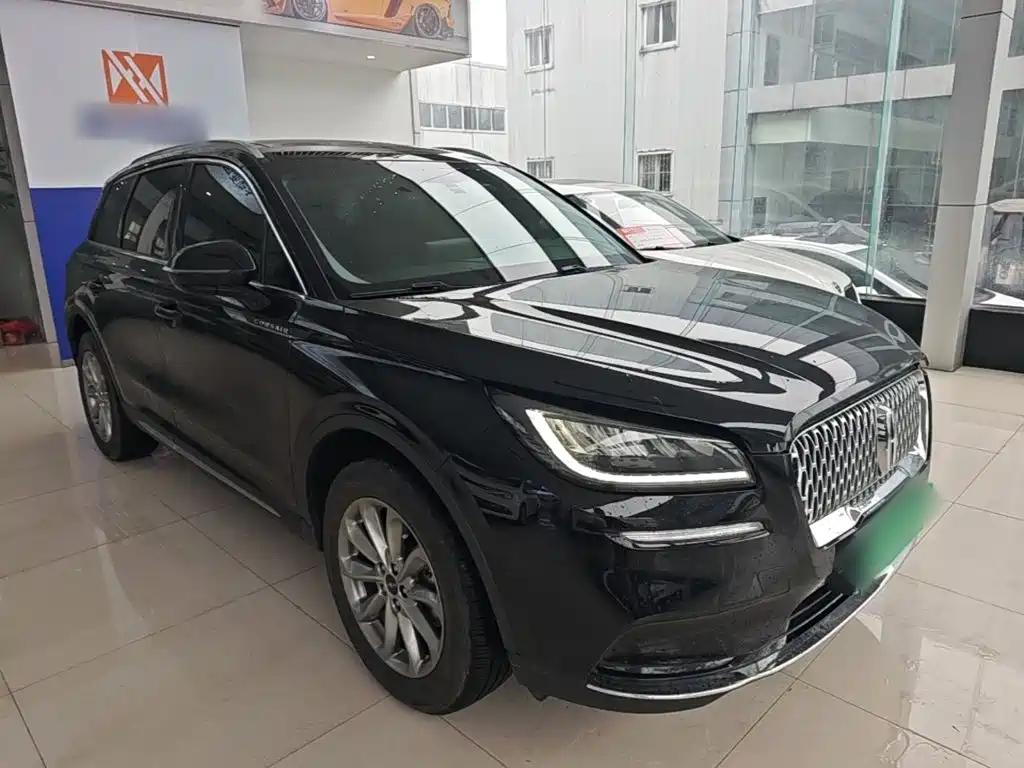 Lincoln Corsair — миниатюра 4