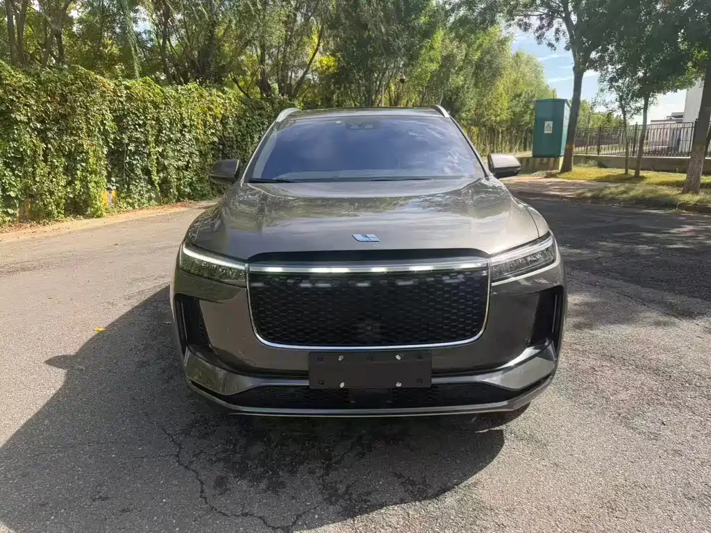 Li Auto Li ONE — миниатюра 2