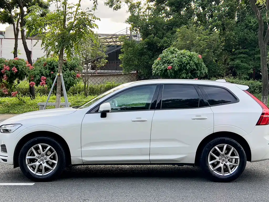 Volvo XC60 2018 T5