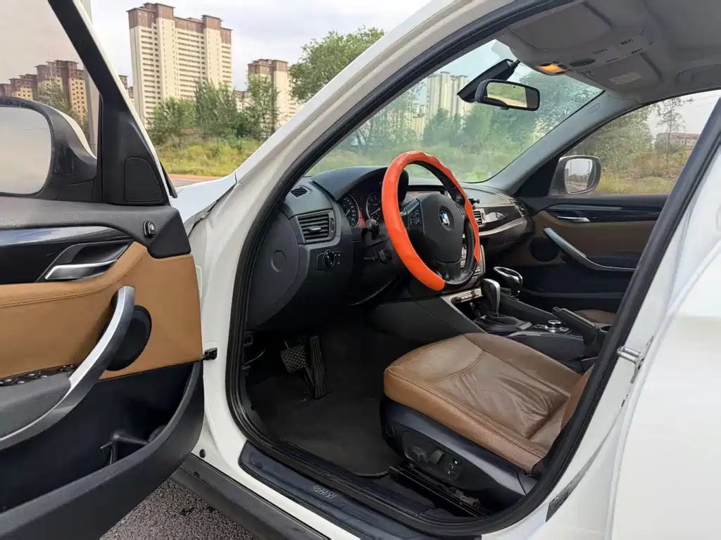 BMW X1 2010 xDrive28i