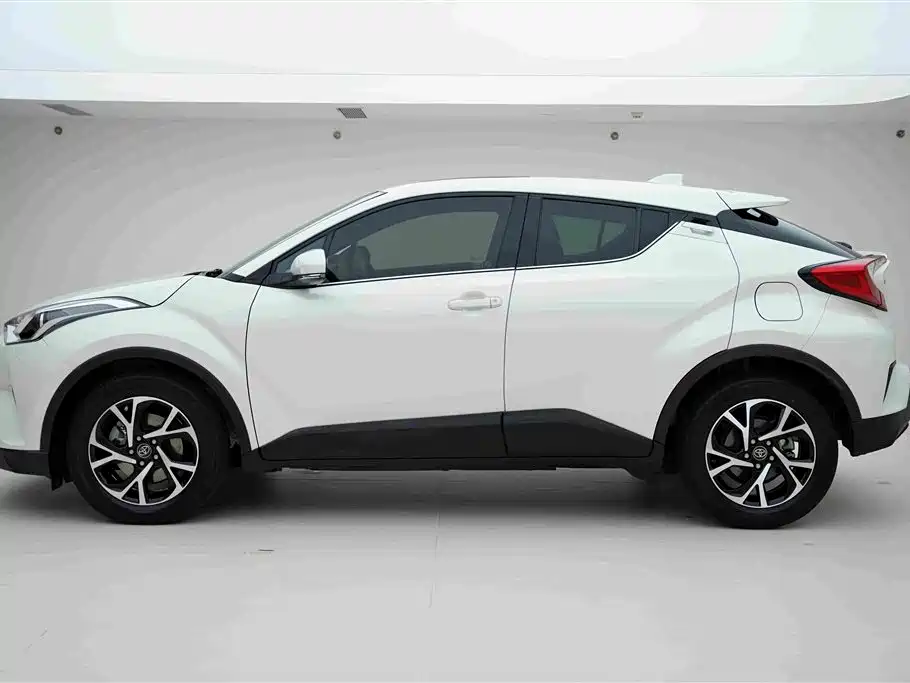 Toyota C-HR 2018 2.0L Lead VI
