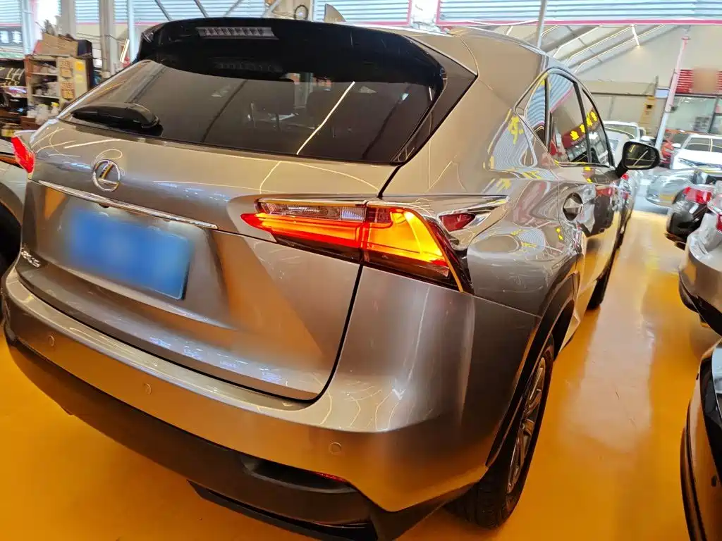 Lexus NX — миниатюра 7