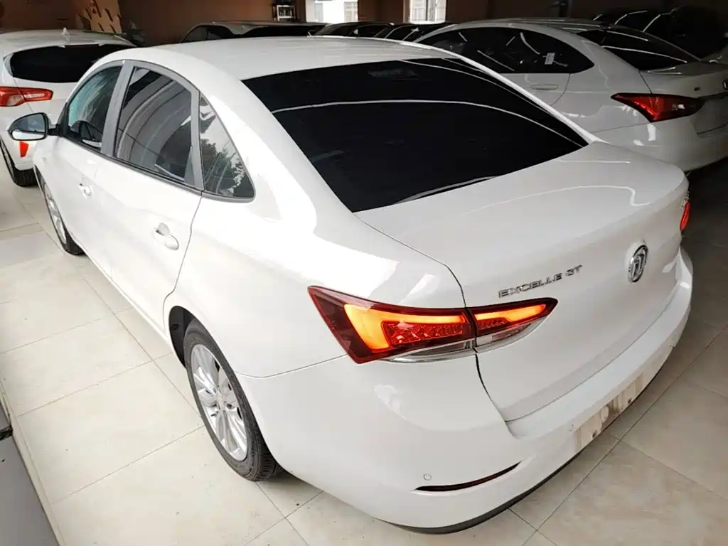 Buick Excelle — миниатюра 5