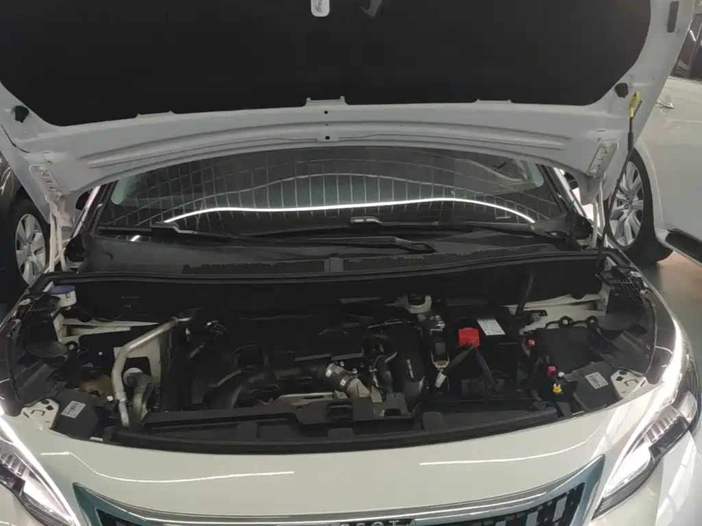 Peugeot 4008 — миниатюра 20