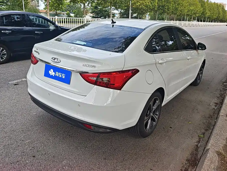 Chery Arrizo 5 — миниатюра 3