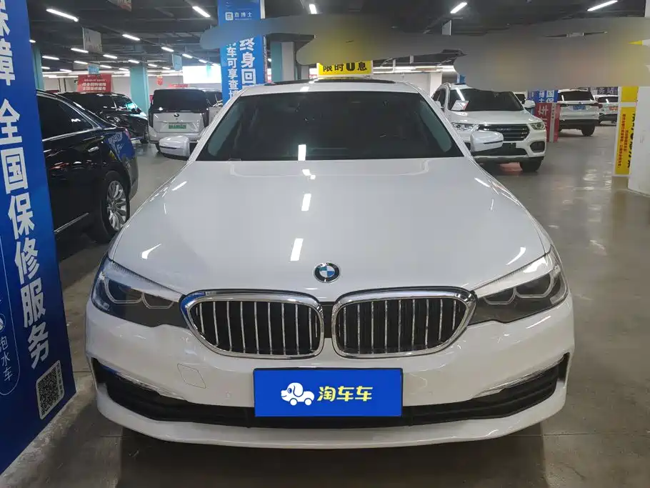 BMW 5 Series — миниатюра 2