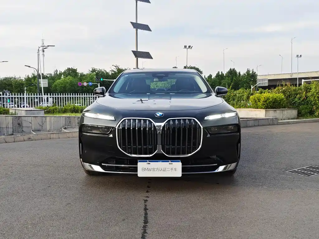 BMW 7 Series 7 2023 740Li Lead Luxury