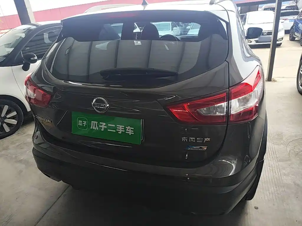 Nissan Qashqai 2017 2.0L CVT Smart V