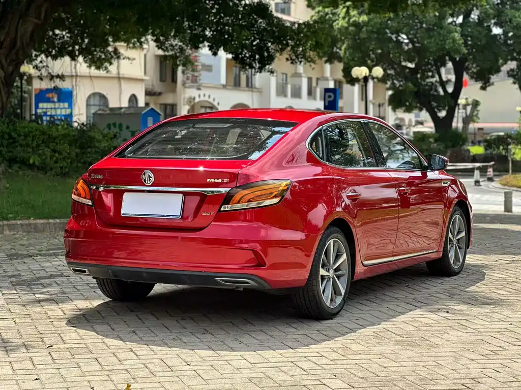 MG MG6 — миниатюра 9