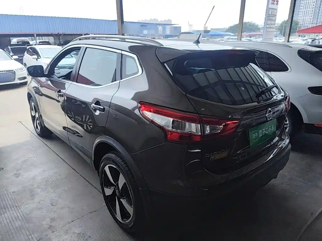 Nissan Qashqai 2017 2.0L CVT Smart V