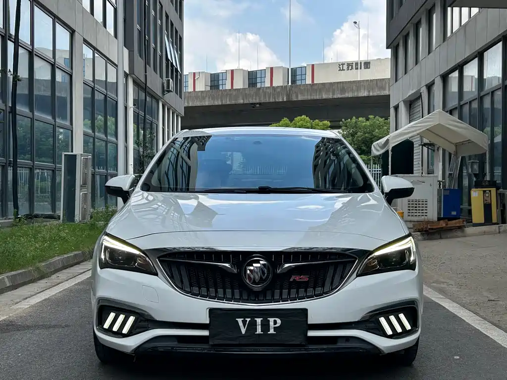 Buick Verano — миниатюра 2