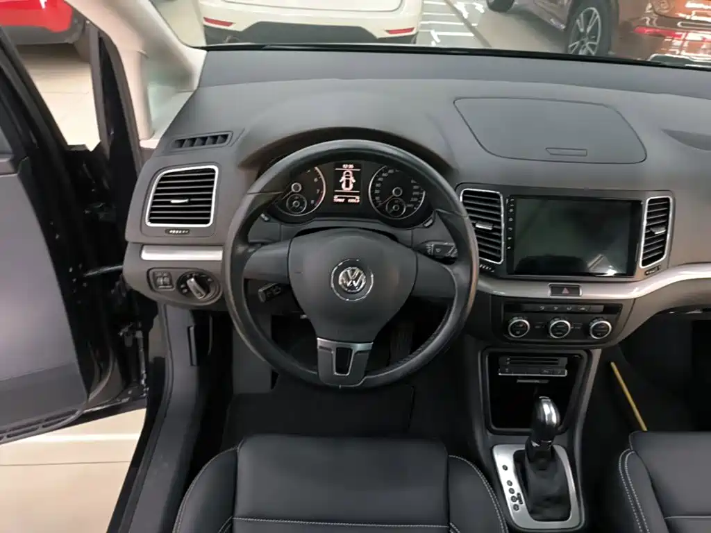 Volkswagen Sharan — миниатюра 11