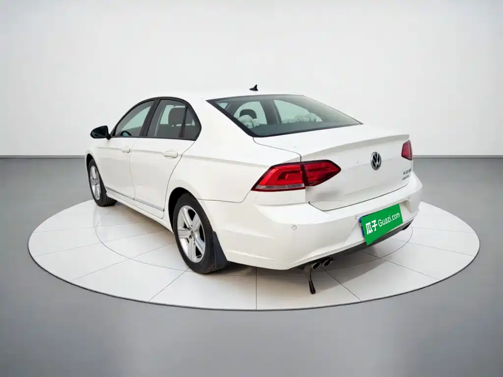 Volkswagen Lamando — миниатюра 4