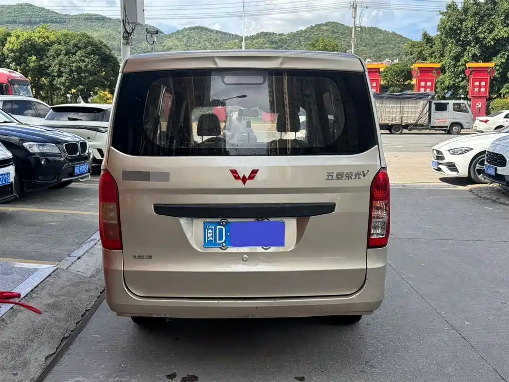 Wuling RongguangV V 2018 1.5L