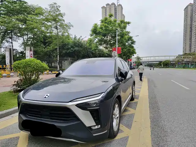 2022 Nio ES8