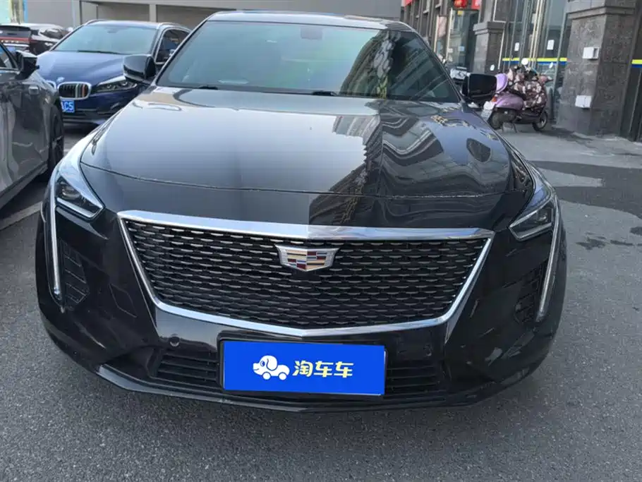 CADILLAC CT6