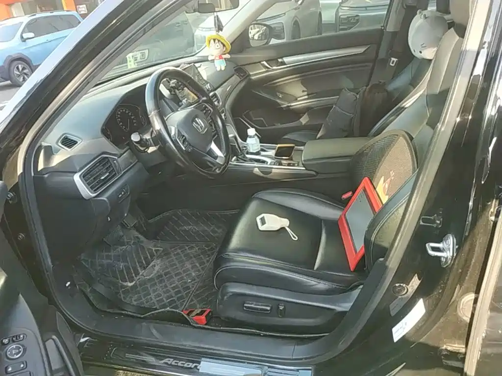 Honda Accord — миниатюра 15