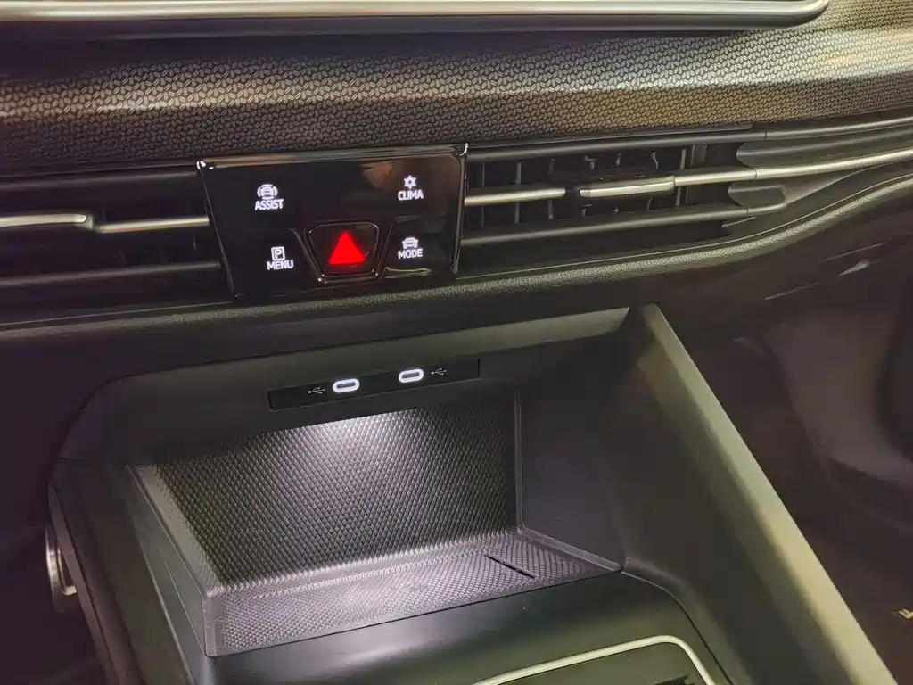 Volkswagen Golf — миниатюра 10