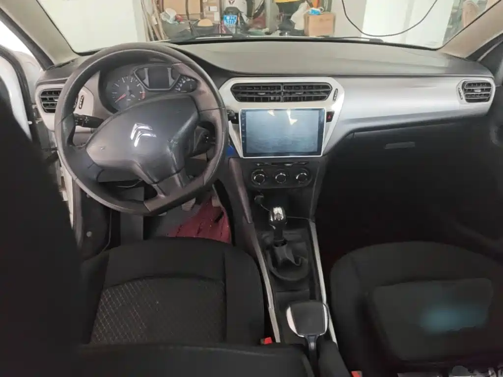 Citroen Elysee — миниатюра 10