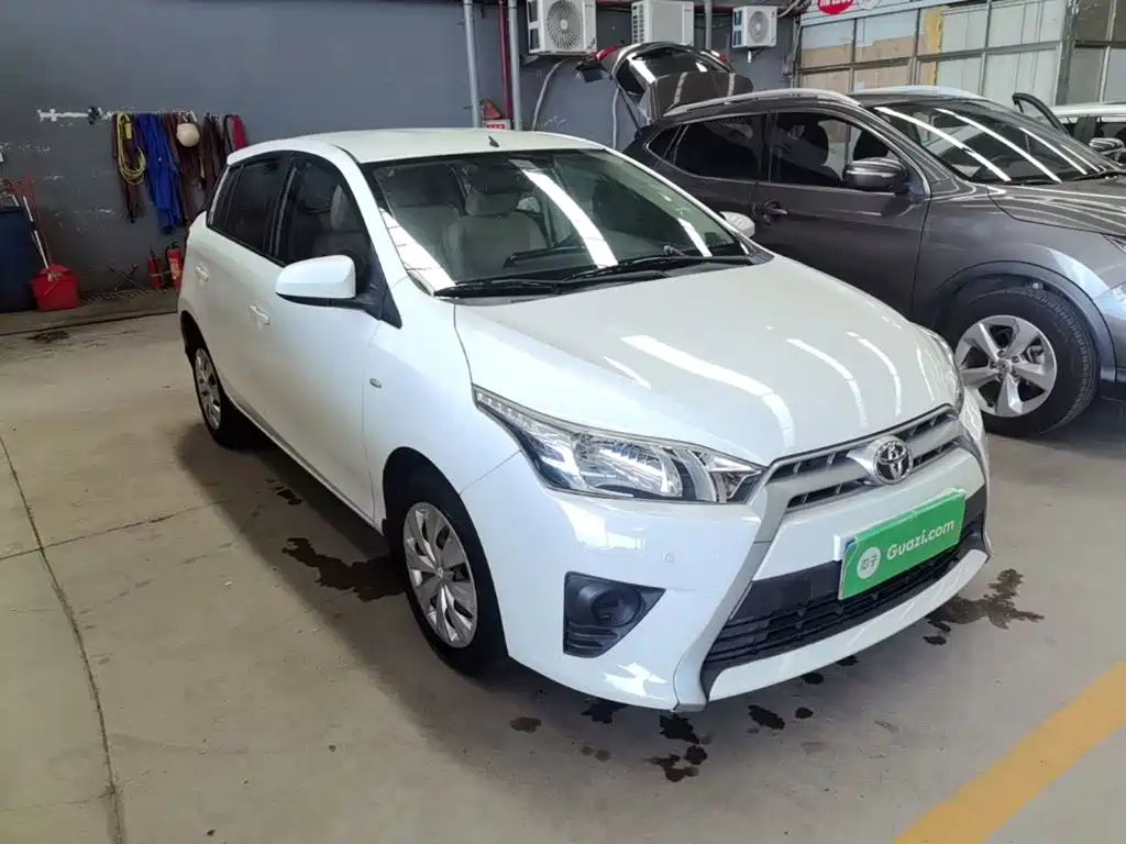 Toyota Yaris L — миниатюра 4