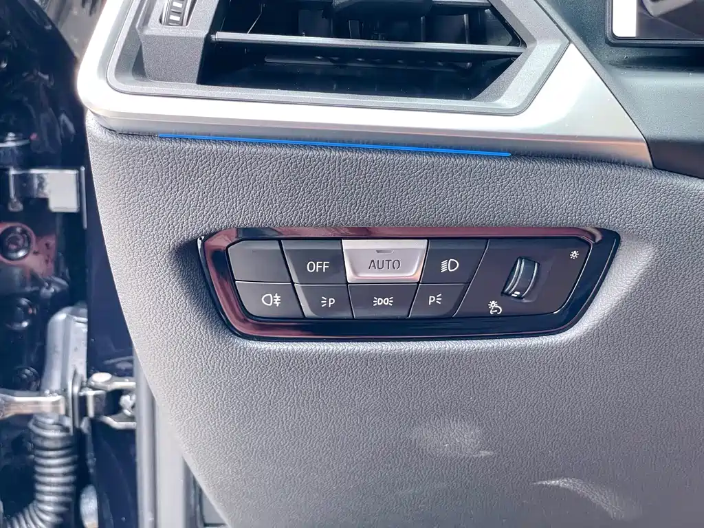 BMW 3 Series — миниатюра 29