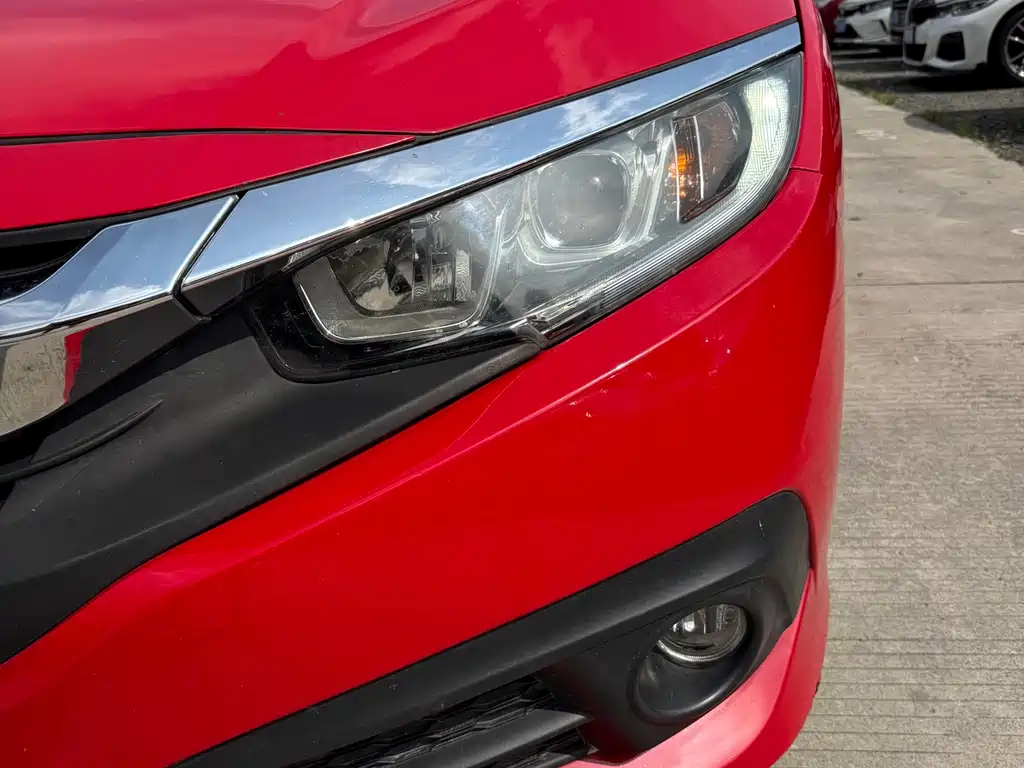 Honda Civic 2016 220TURBO CVT Luxury