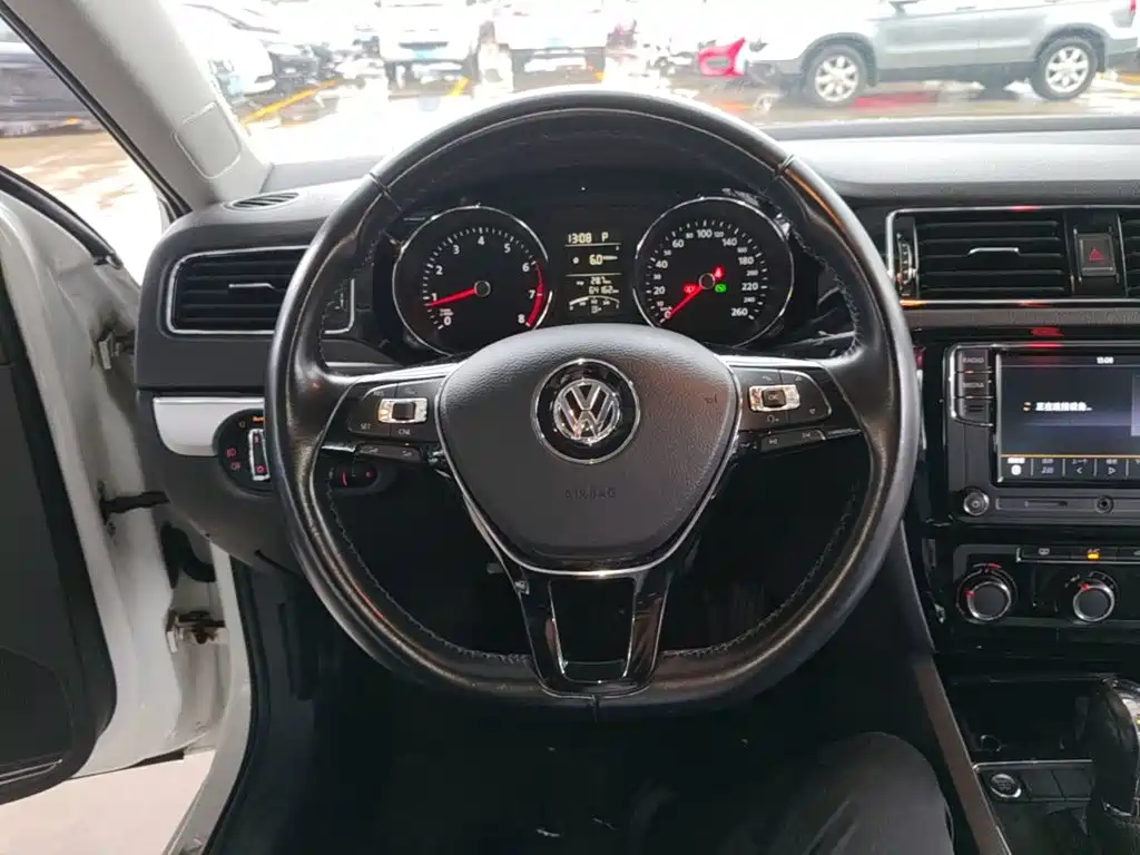 Volkswagen Sagitar — миниатюра 11
