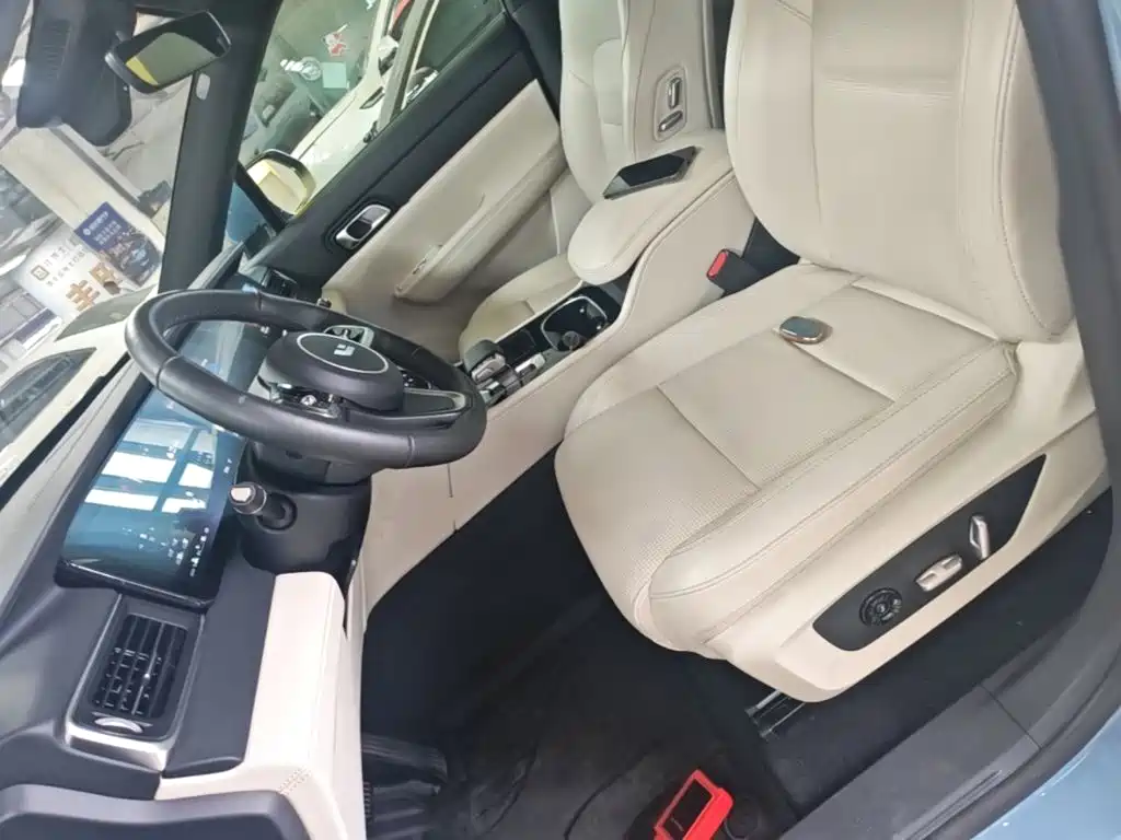 Li Auto Li ONE — миниатюра 15