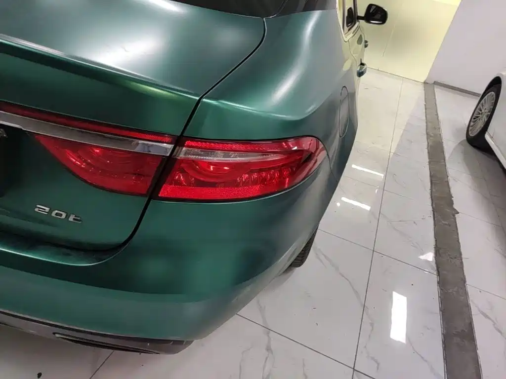 Jaguar XFL — миниатюра 8