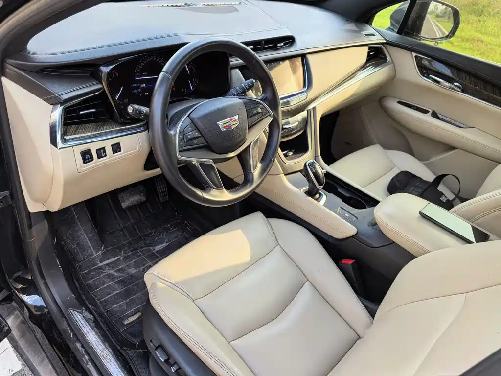 Cadillac XT5 — миниатюра 5