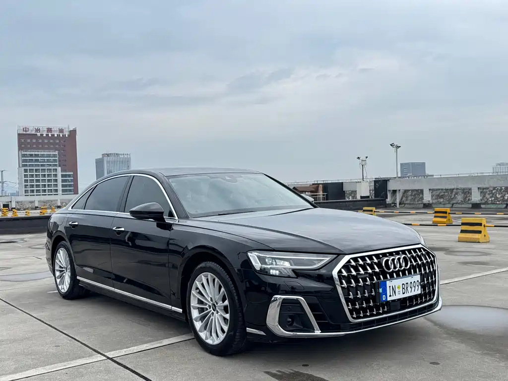 Audi A8 2023 A8L 45 TFSI quattro Luxury