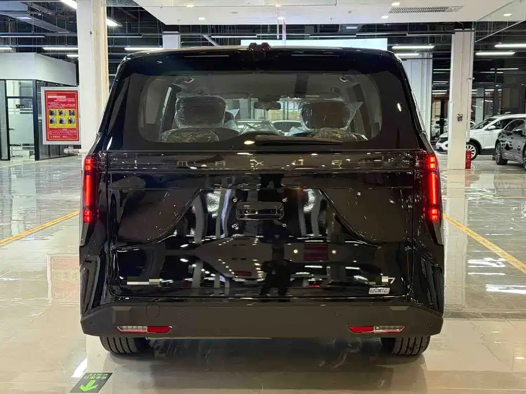 SAIC MAXUS EVERYONE 7