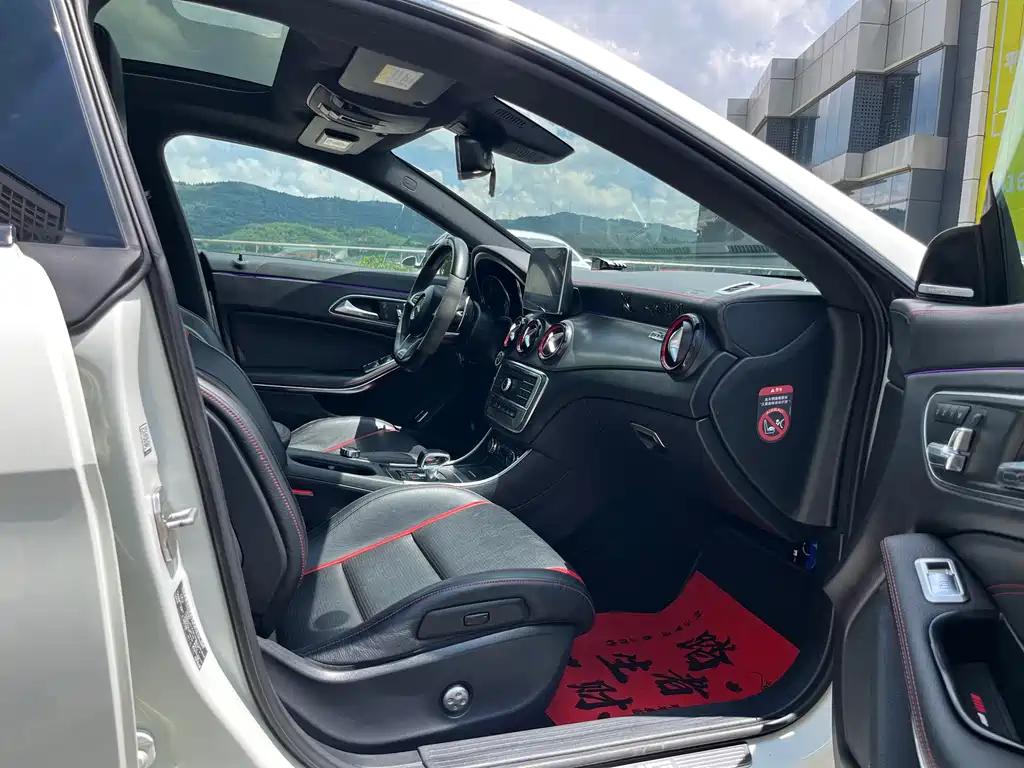 Mercedes-Benz CLA AMG — миниатюра 19