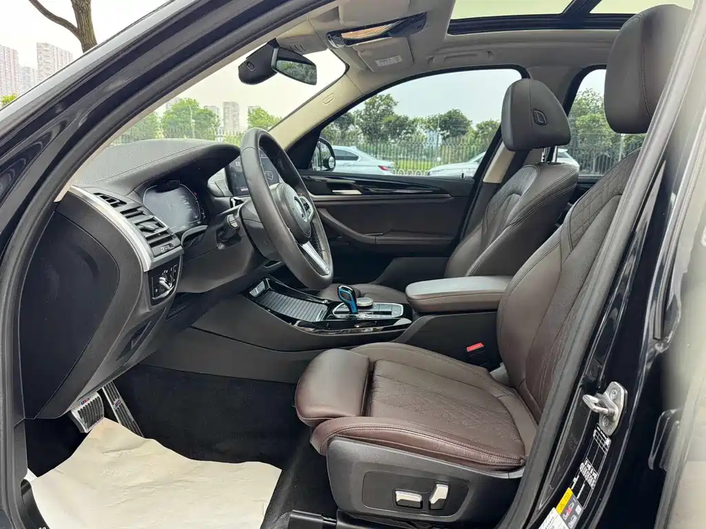 BMW iX3 2022 Lead