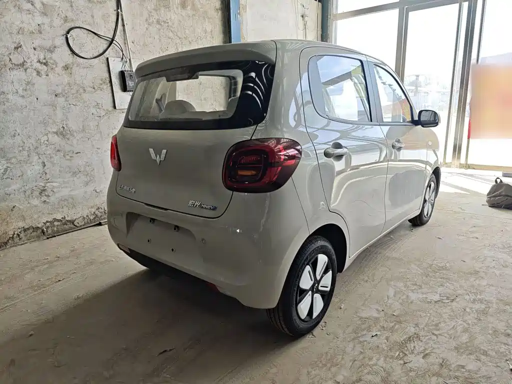 Wuling MINIEV — миниатюра 7