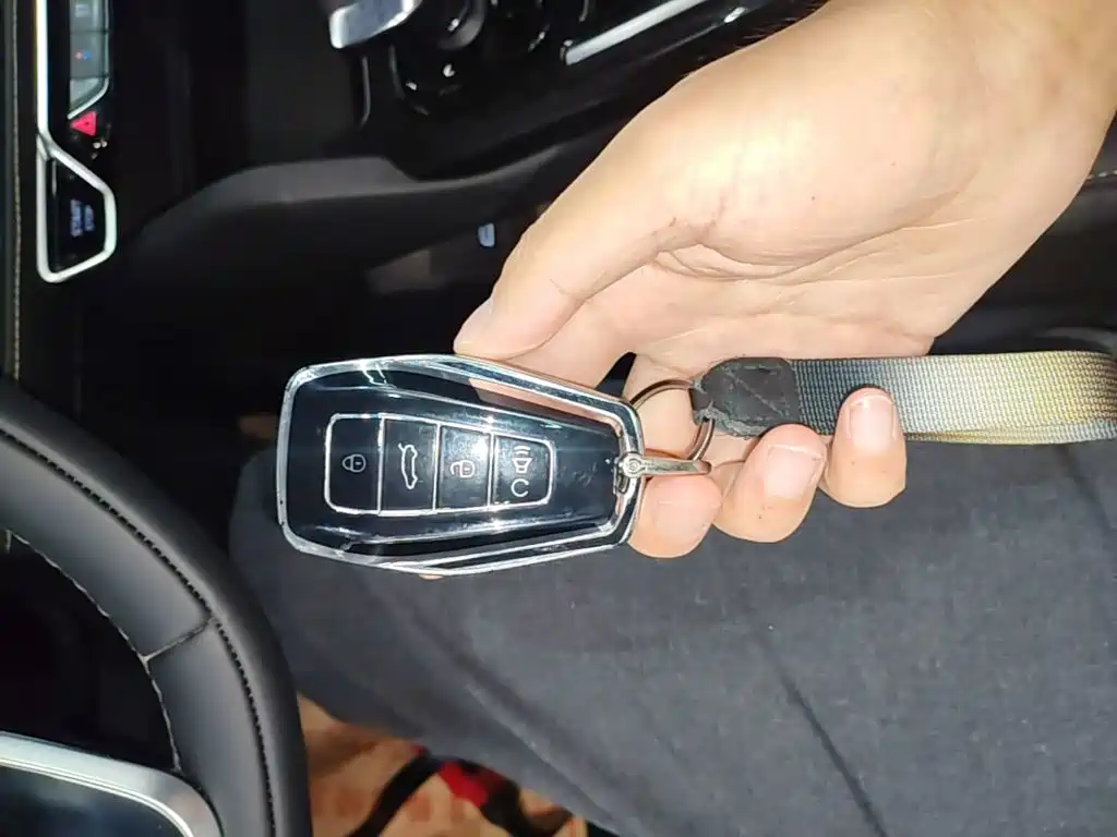 Geely Xingyue L — миниатюра 9