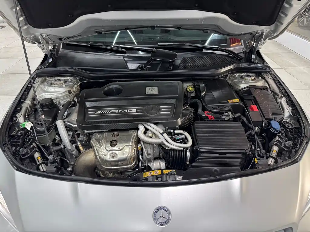 MERCEDES-BENZ CLA AMG